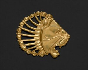 Gold lion's head, Persian, 6th-4th century BCE